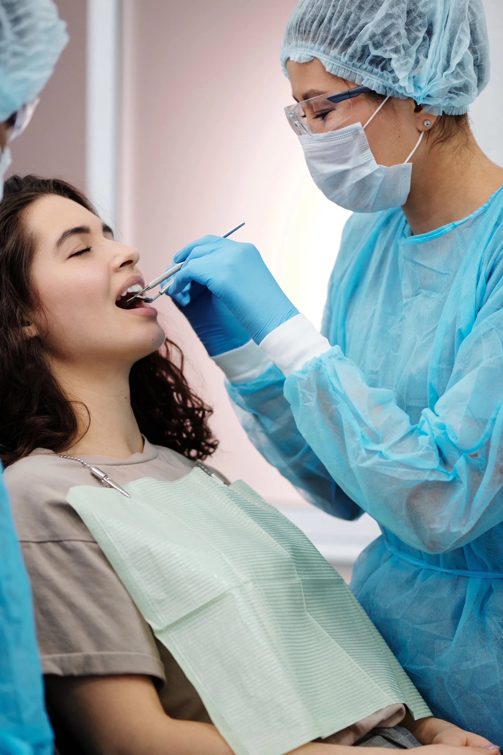 What types of anesthesia does a dentist offer?